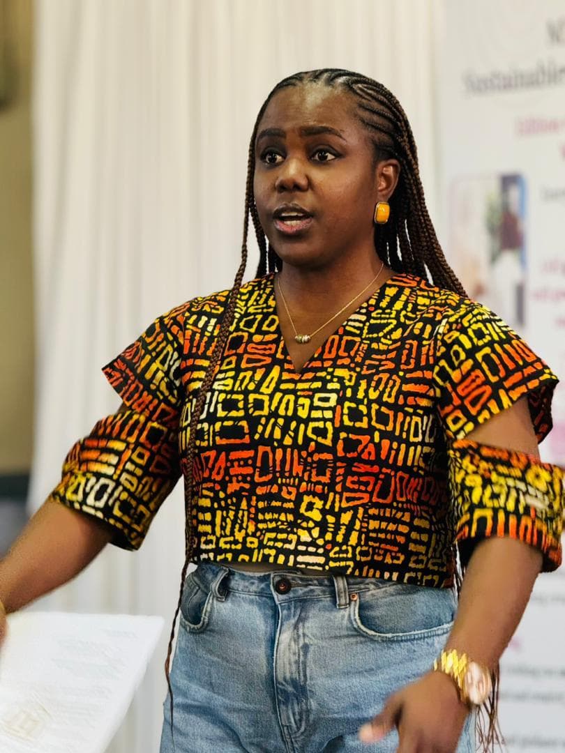 Monica Okoh - Detail